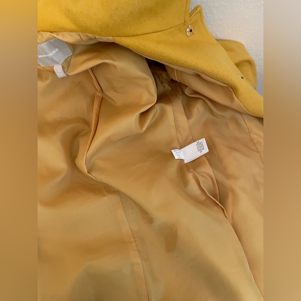Banana Republic Yellow Trench Coat with Belt - Picture 10 of 14